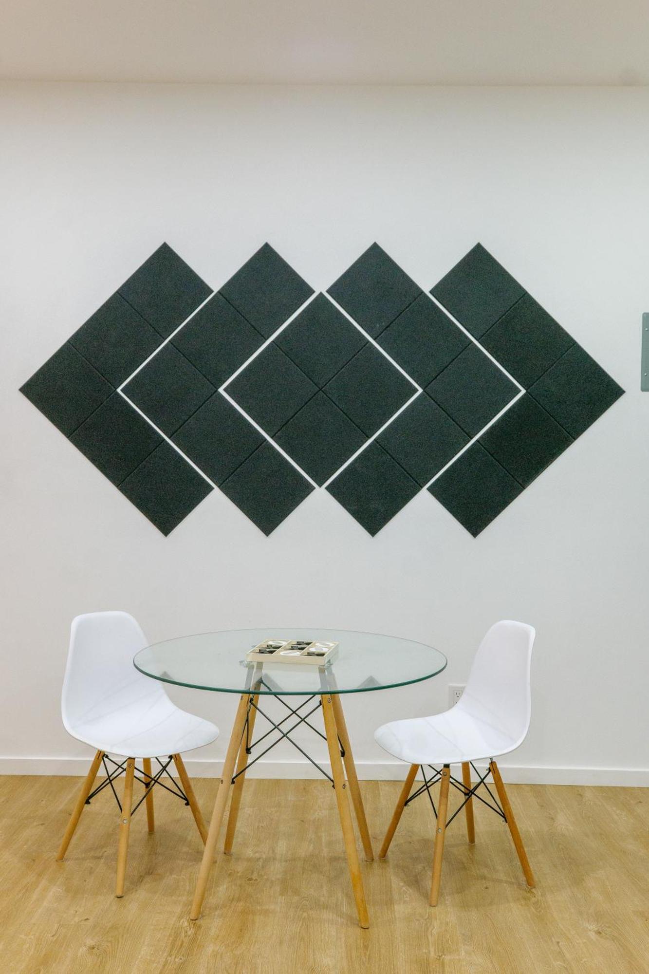Casa Valencia 2 *