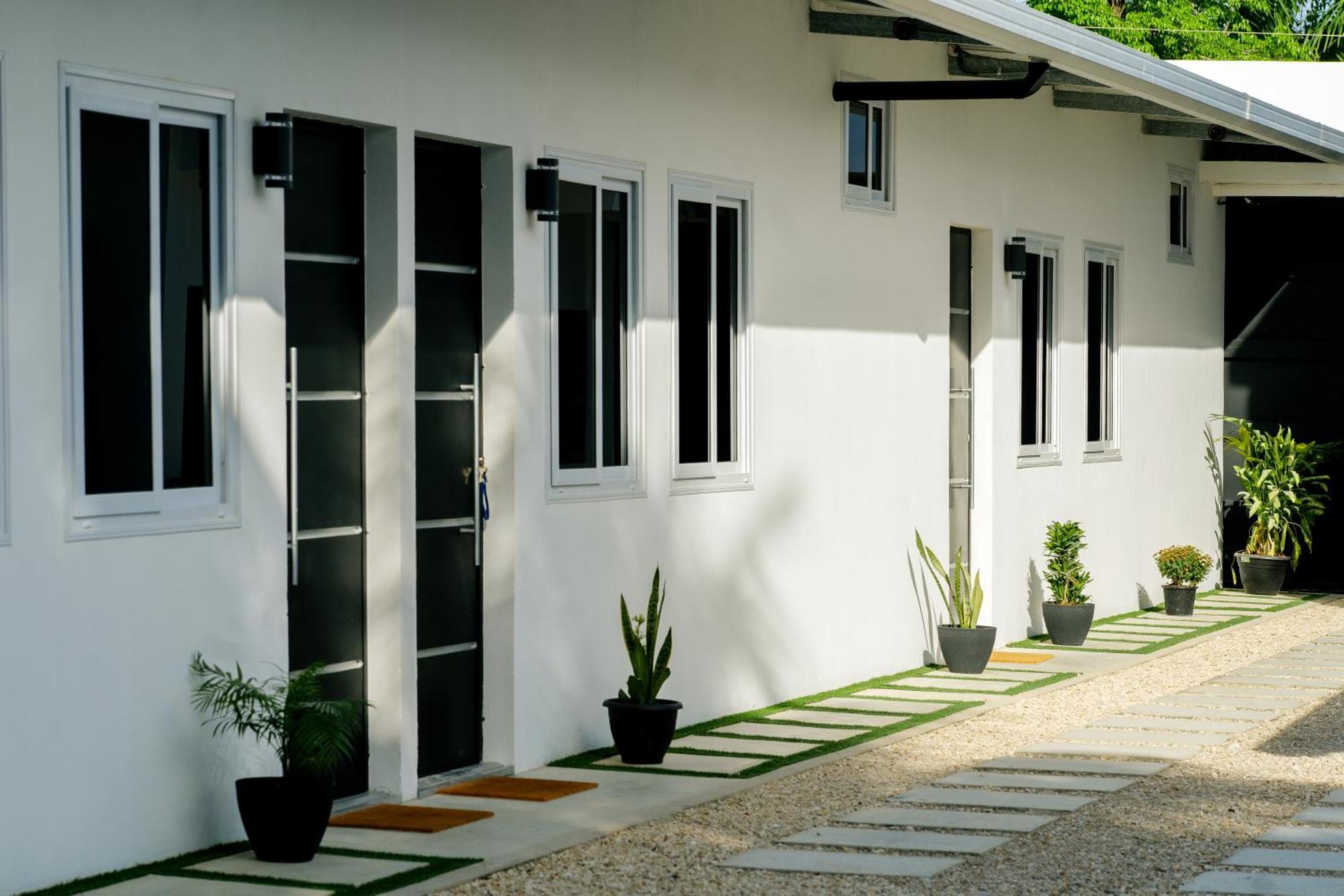 Casa Valencia 2 *