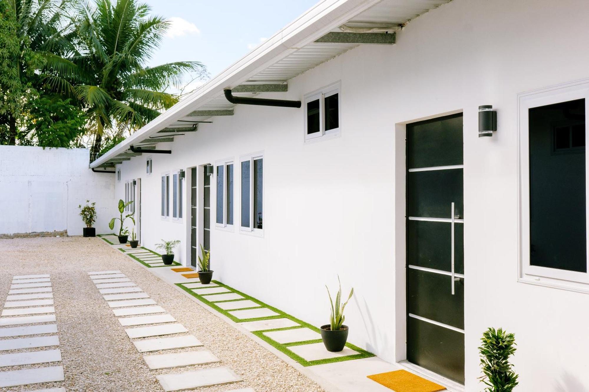 Casa Valencia 2 *